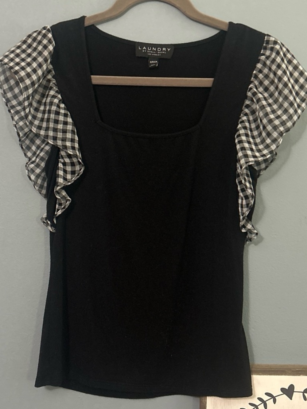 Laundry by Shelli Segal Black Top with Gingham Ruffle Sleeves